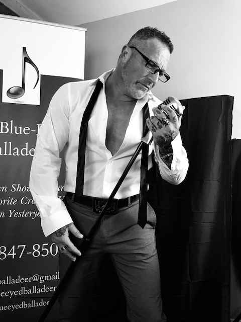 Old Blue Eyes Poses for Pics. | Altus Entertainment
